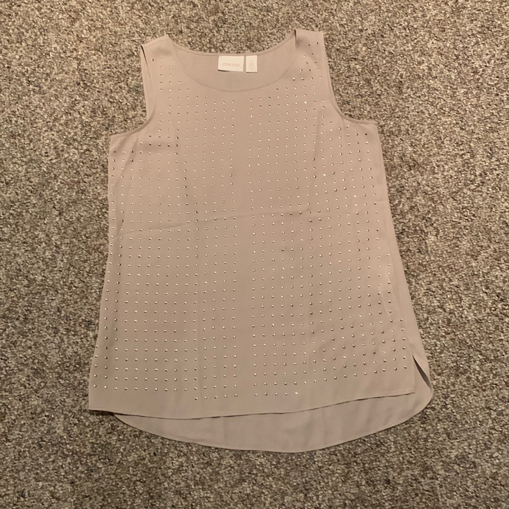 Chico’s sleeveless blouse with gold button detail. Tan. Size 0.